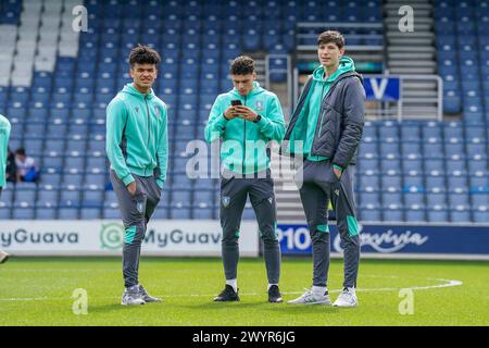 London, UK. 06th Apr, 2024. Sheffield Wednesday goalkeeper Pierce Charles (47), Sheffield Wednesday forward Bailey-Tye Cadamarteri (42) and Sheffield Wednesday goalkeeper James Beadle (26) before the Queens Park Rangers FC vs Sheffield Wednesday FC at MATRADE Loftus Road Stadium, London, United Kingdom on 6 April 2024 Credit: Every Second Media/Alamy Live News Stock Photo