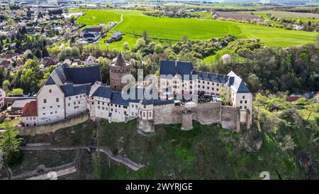 Leisnig - Drohenaufnahme von Burg Mildenstein 06.04.2024 gegen 16 Uhr Leisnig, Burg Mildenstein Im Foto: Drohnenaufnahme der Burg Mildenstein bei Leisnig im Kreis Mittelsachsen, Sachsen Leisnig Burg Mildenstein Sachsen Deutschland *** Leisnig drone shot of Mildenstein Castle 06 04 2024 around 16 oclock Leisnig, Mildenstein Castle In the photo drone shot of Mildenstein Castle near Leisnig in the district of Central Saxony, Saxony Leisnig Castle Mildenstein Saxony Germany Copyright: xEHLxMediax 240407 burg-mildenstein 9 Stock Photo