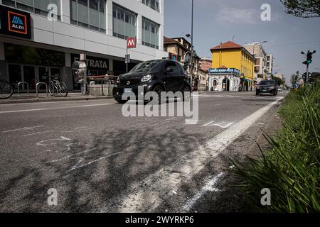 Milano, Italia. 08th Apr, 2024. Investimento pedone in Viale Monza 267Milano, Italia - Cronaca Luned&#xec;, 8 Aprile, 2024. (Foto di Marco Ottico/Lapresse) Pedestrian collision in Viale Monza 267 Milan, Italy - News Monday, 8 April, 2024. (Photo by Marco Ottico/Lapresse) Credit: LaPresse/Alamy Live News Stock Photo