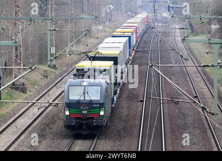 Eschede, Germany. 20th Mar, 2024. A freight train is traveling on the railroad line between Hamburg and Hanover. Credit: Julian Stratenschulte/dpa/Alamy Live News Stock Photo