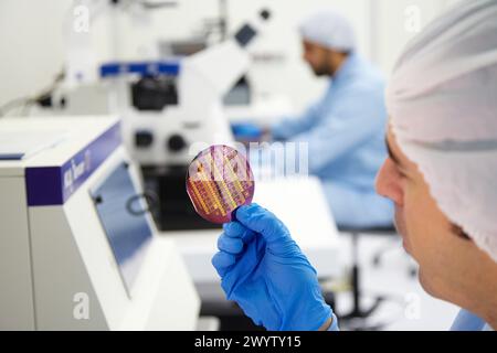 Observation of silicon wafer Tencor profilometer Measurement of the ...