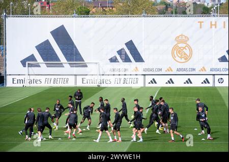 Valdebebas, Madrid, Spain. 8th Apr, 2024. Real Madrid team during the training the day before the quarter-final first leg football match of Champions League against Manchester City at Ciudad Real Madrid in Valdebebas, Madrid. (Credit Image: © Alberto Gardin/ZUMA Press Wire) EDITORIAL USAGE ONLY! Not for Commercial USAGE! Stock Photo