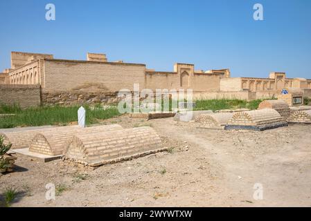 An ancient Muslim cemetery. The city of the dead is Chor Bakr. The surroundings of Bukhara. Sumitan, Uzbekistan Stock Photo