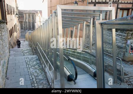 Moving walkway connecting old town with the city, Vitoria. Alava, Euskadi, Spain. Stock Photo