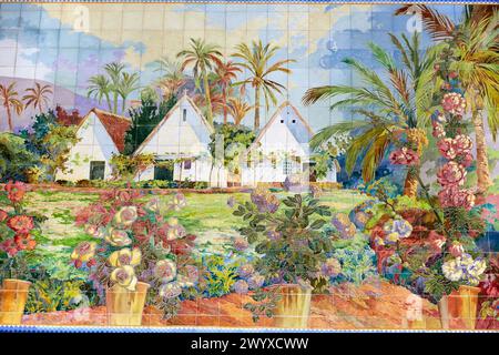 North Station Railway. Panels of azulejos (glazed tiles) showing views of the huerta (irrigated plain) and the Albufera (the lagoon to the south of Valencia). Valencia. Comunidad Valenciana. Spain. Stock Photo