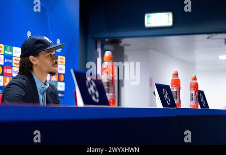 London, UK. 08th Apr, 2024. Soccer: Champions League, FC Arsenal - Bayern Munich, quarter-final, first leg. FC Bayern press conference at the Emirates Stadium. Leroy Sane from Munich on the podium. Credit: Sven Hoppe/dpa/Alamy Live News Stock Photo