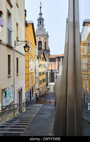 Moving walkway connecting old town with the city, San Pedro Apostol church in background, Vitoria-Gasteiz, Araba, Basque Country, Spain, Europe. Stock Photo