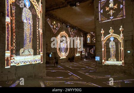 Carrières de Lumiéres, Centre d'art numérique projetant des expositions immersives, Les Baux-de-Provence, Bouches-du-Rhône, Provence-Alpes-Côte dAzur, France, Europe. Stock Photo