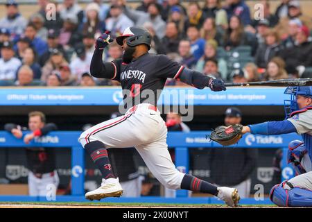 Minneapolis, Minnesota, USA. 8th Apr, 2024. Minnesota Twins outfielder MANUEL MARGOT (13) swings at a ball during a MLB game between the Minnesota Twins and the Los Angeles Dodgers on April 8th, 2024 at Target Field in Minneapolis. The Dodgers won 4-2. (Credit Image: © Steven Garcia/ZUMA Press Wire) EDITORIAL USAGE ONLY! Not for Commercial USAGE! Stock Photo