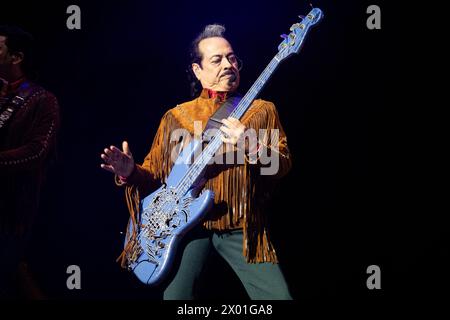 BARCELONA, ESPAÑA – ABRIL 7. Los Tigres del Norte en concierto como parte del Guitar BCN en al Auditori del Fòrum en Barcelona Stock Photo