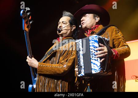 BARCELONA, ESPAÑA – ABRIL 7. Los Tigres del Norte en concierto como parte del Guitar BCN en al Auditori del Fòrum en Barcelona Stock Photo