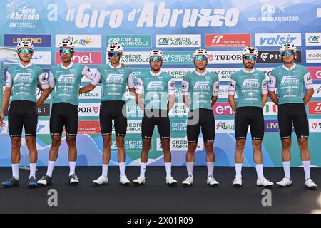 Vasto, Italia. 09th Apr, 2024. PETROLIKE Team gestures as he awaits the start of the Giro d'Abruzzo, stage from Vasto to Pescara (161 km) - Abruzzo - Tuesday, April 9, 2024. Sport - cycling . (Photo by Massimo Paolone/Lapresse) Credit: LaPresse/Alamy Live News Stock Photo