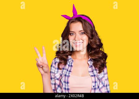 Peace sign, Peace Symbol, Hippie Symbol, violet background Stock 
