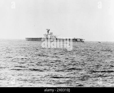 HMS HERMES, BRITISH AIRCRAFT CARRIER. 1942, AT SEA. - HMS HERMES, sunk 9 April 1942, off the Ceylon coast  Royal Navy, HERMES (HMS), aircraft carrier Stock Photo