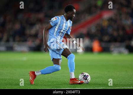 Coventry City's Fabio Tavares during the Sky Bet Championship match at St Mary's Stadium, Southampton. Picture date: Tuesday April 9, 2024. Stock Photo