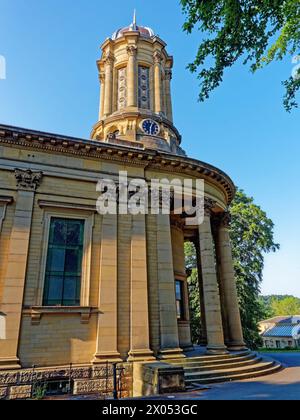 UK, West Yorkshire, City of Bradford, Shipley, Saltaire United Reformed Church. Stock Photo