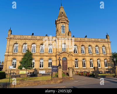 UK, West Yorkshire, City of Bradford, Shipley, Saltaire, Victoria Hall Stock Photo