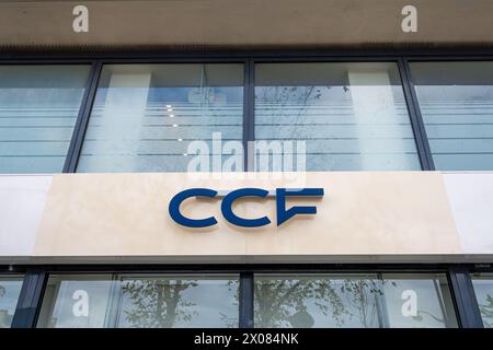 Sign and logo of a branch of the Crédit commercial de France (CCF) banking group, a bank which previously operated in France under the HSBC brand Stock Photo