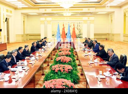 Beijing, China. 10th Apr, 2024. Chinese Premier Li Qiang meets with President of the Federated States of Micronesia (FSM) Wesley W. Simina at the Great Hall of the People in Beijing, capital of China, April 10, 2024. Credit: Liu Weibing/Xinhua/Alamy Live News Stock Photo