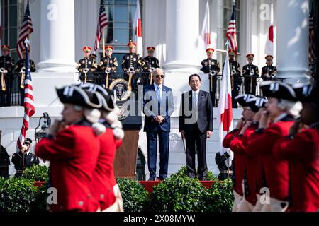 Washington, United States. 10th Apr, 2024. President Joe Biden and Japan's Prime Minister Fumio Kishida watch the US Army Old Guard Fife and Drum Corps during an arrival ceremony on the South Lawn to begin Kishida's official visit to the White House in Washington, DC on Wednesday, April 10, 2024. The leaders are expected to strengthen their countries' longtime defense alliance during their meetings. Pool photo by Haiyun Jiang/UPI Credit: UPI/Alamy Live News Stock Photo