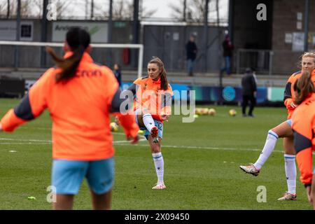 Lia Cataldo playing for Crystal Palace FC Women against London City Lionesses at Princes Park, Dartford, Kent in the Barclays FA Womens Championship Stock Photo