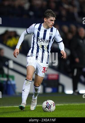 Tom Fellows of West Bromwich Albion and Ryan Fraser of Southampton ...