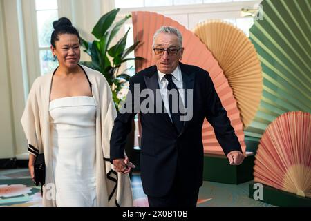 Washington, Vereinigte Staaten. 10th Apr, 2024. Mr. Robert De Niro & Ms. Tiffany Chen arrive for the State Dinner hosted by United States President Joe Biden and first lady Dr. Jill Biden honoring Prime Minister Kishida Fumio and Mrs Yuko Kishida of Japan in the Booksellers area of the White House in Washington, DC on Wednesday, April 10, 2024. Credit: Tierney L. Cross/CNP/dpa/Alamy Live News Stock Photo