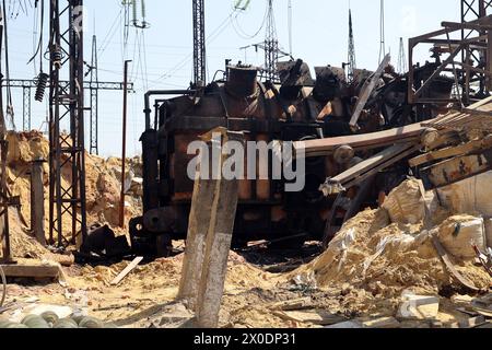 Non Exclusive: KHARKIV, UKRAINE - APRIL 10, 2024 - An energy facility is damaged by Russian shelling, Kharkiv, northeastern Ukraine. Stock Photo