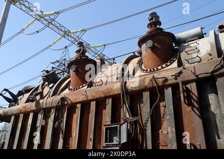 Non Exclusive: KHARKIV, UKRAINE - APRIL 10, 2024 - An energy facility is damaged by Russian shelling, Kharkiv, northeastern Ukraine. Stock Photo