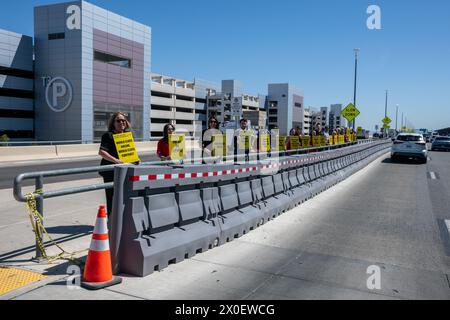 Las Vegas, NV, USA. 11th Apr, 2024. United Airlines workers Picket at Harry Reid International Airport in Las Vegas, Nevada on April 11, 2024. Credit: Dee Cee Carter/Media Punch/Alamy Live News Stock Photo