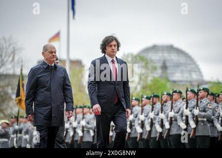 Berlin, Germany. 12th Apr, 2024. Federal Chancellor Olaf Scholz (r, SPD ...