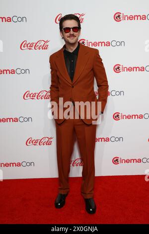 Las Vegas, United States. 11th Apr, 2024. Dan Stevens, recipient of the Award of Excellence in Acting, arrives for the CinemaCon 2024 Big Screen Achievement Awards at Caesars Palace, Las Vegas, Nevada on Thursday, April 11, 2024. Photo by James Atoa/UPI Credit: UPI/Alamy Live News Stock Photo