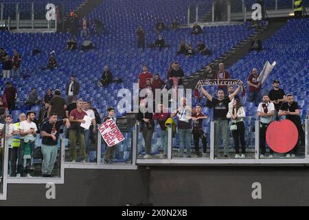12th April 2024, Stadio Olimpico, Roma, Italy; Serie A Football; Lazio versus Salernitana; Salernitana's supporters Stock Photo