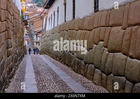 Peru, province of Cuzco, Cuzco, listed as a UNESCO World Heritage Site, Calle Hatun Rumiyoc, fragment of wall of the ancient Inca city Stock Photo