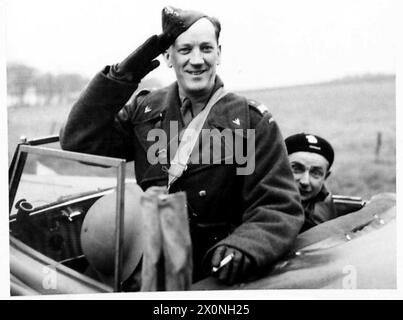 General Gustaw Paszkiewicz, commander of the 1st Polish Rifle Brigade ...