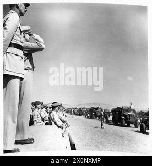 North Africa : General Eisenhower Inspects British Troops - French 