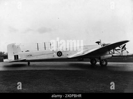 AIRCRAFT OF THE ROYAL AIR FORCE 1939-1945: ARMSTRONG WHITWORTH AW.38 WHITLEY. - Whitley GR Mark VII, LA794, after completion at the Armstrong Whitworth factory at Baginton, Warwickshire, where it was retained by the makers for flight testing Stock Photo