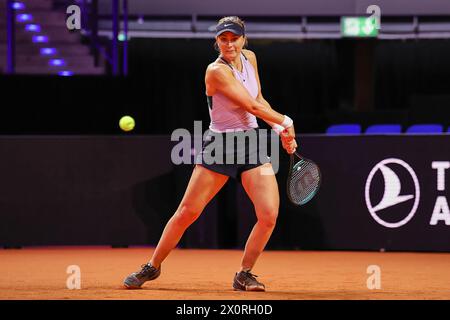 April 13, 2024, Stuttgart, Baden-WÃ¼Rttemberg, Germany: returns with backhand during the 47. Porsche Tennis Grand Prix Stuttgart - WTA500 (Credit Image: © Mathias Schulz/ZUMA Press Wire) EDITORIAL USAGE ONLY! Not for Commercial USAGE! Stock Photo