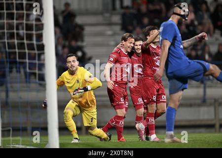 Denderleeuw, Belgium. 13th Apr, 2024. Essevee's Ruud Vormer celebrates after scoring during a soccer match between Dender EH and SV Zulte Waregem, Saturday 13 April 2024 in Denderleeuw, on day 29/30 of the 2023-2024 'Challenger Pro League' second division of the Belgian championship. BELGA PHOTO JOHN THYS Credit: Belga News Agency/Alamy Live News Stock Photo