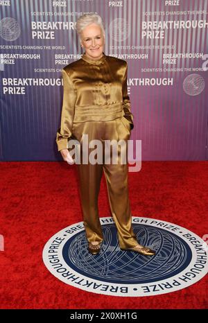 LOS ANGELES, CALIFORNIA - APRIL 13: Glenn Close attends the 10th Annual Breakthrough Prize Ceremony at Academy Museum of Motion Pictures on April 13, Stock Photo