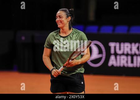 April 14, 2024, Stuttgart, Baden-WÃ¼Rttemberg, Germany: Ons Jabeur (TUN) during the 47. Porsche Tennis Grand Prix Stuttgart - WTA500 (Credit Image: © Mathias Schulz/ZUMA Press Wire) EDITORIAL USAGE ONLY! Not for Commercial USAGE! Stock Photo