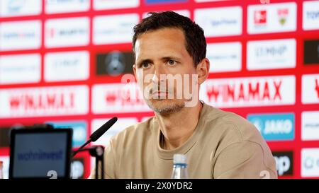 Stuttgart, Ger. 13th Apr, 2024. Trainer Dino Toppmoeller (Eintracht Frankfurt) Press conference after the game, 13.04.2024, Fussball, Bundesliga, VfB Stuttgart - Eintracht Frankfurt, GER, Stuttgart, MHPArena, DFL REGULATIONS PROHIBIT ANY USE OF PHOTOGRAPHS AS IMAGE SEQUENCES AND/OR QUASI-VIDEO. Credit: Heiko Becker/Alamy Live News Stock Photo