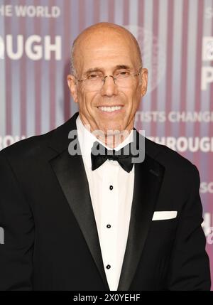 LOS ANGELES, CALIFORNIA - APRIL 13: Jeffrey Katzenberg attends the 10th Annual Breakthrough Prize Ceremony at Academy Museum of Motion Pictures on Apr Stock Photo