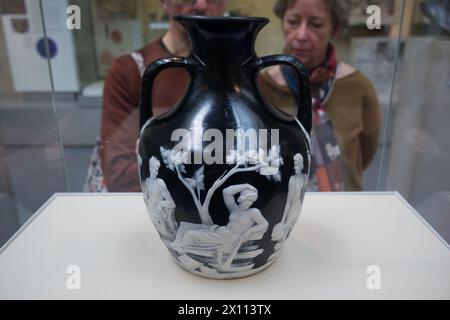 The Portland Vase Cameo glass, probably made in Rome, about 15BC - AD25 The Portland Vase is one of the finest surviving pieces of Roman glass. Stock Photo