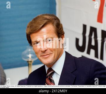 Sir Roger Moore , 1927-2017 during a media event in connection with the swedish premiere of the feature film Live and let die. Roger Moore is known for his role as agent James Bond, playing the character in seven feature films. October 1973 Stock Photo