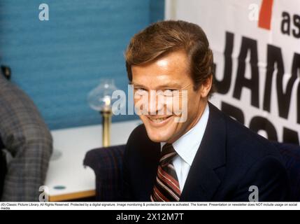 Sir Roger Moore , 1927-2017 during a media event in connection with the swedish premiere of the feature film Live and let die. Roger Moore is known for his role as agent James Bond, playing the character in seven feature films. October 1973 Stock Photo