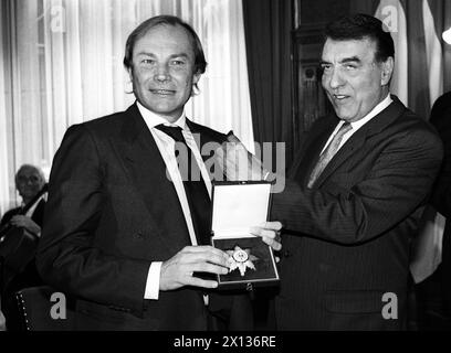 Vienna's Mayor Helmut Zilk (c.) Hands Over The Johann-nestroy-ring Of 