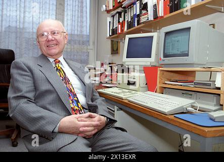 Austria Computer The Austrian computer pioneer Heinz Zemanek in Vienna, 27 December 1994 ...