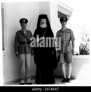 FIELD MARSHAL ALEXANDER IN ATHENS - Lieut. General Scobie joins the group British Army Stock Photo