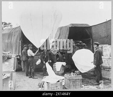 LEAFLET DROPPING OVER GERMAN LINES IN THE LAST WAR. - 15516 Picture ...